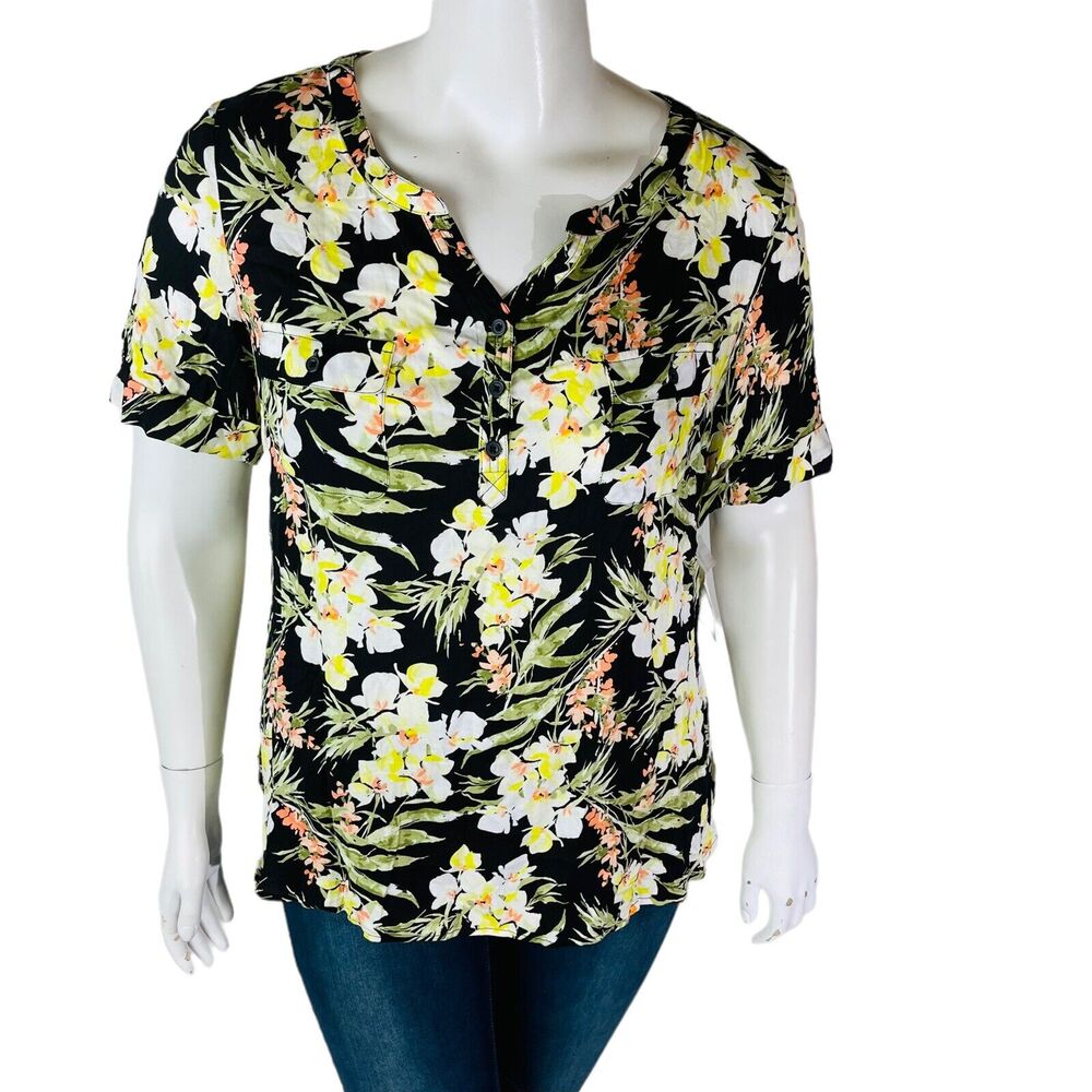 New Croft & Barrow Womans Sz XL Blouse Blue Floral Full Short Sleeve Pockets NWT
